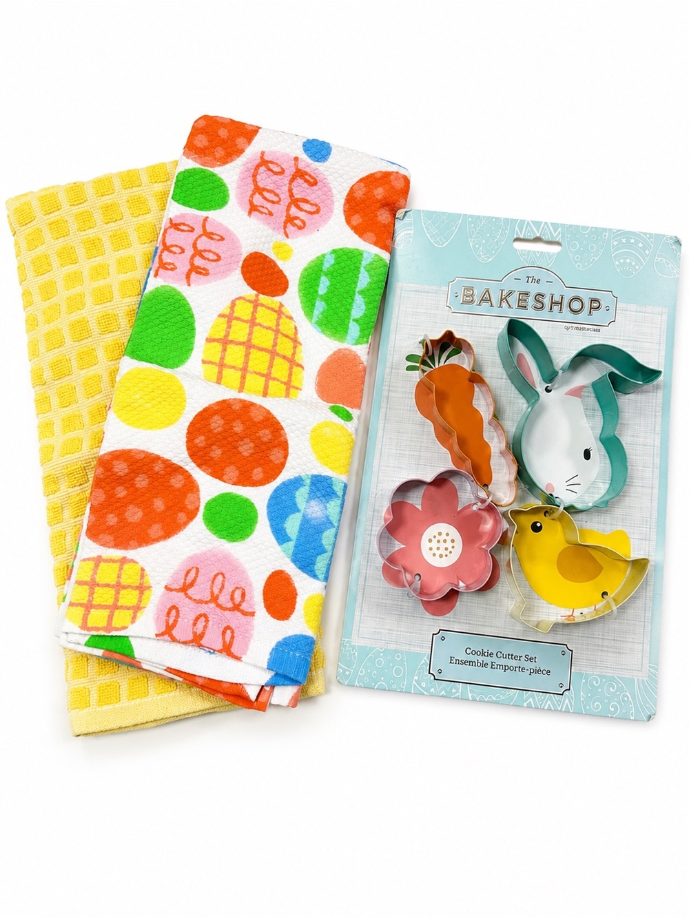 Easter Kitchen Bundle Towels & 4-Piece Cookie Cutter Set NWT